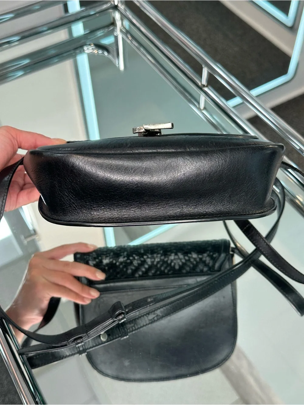 Saint Laurent Crossbody Bag Wallet - Picture 8 of 15
